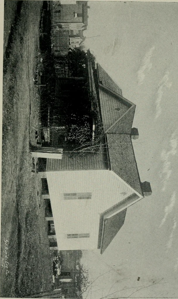 An illustration from Cotton mill, commercial features. A text-book for the use of textile schools and investors, 1899, leaf 194