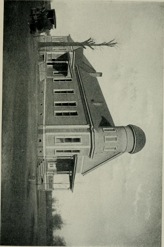 An illustration from Cotton mill, commercial features. A text-book for the use of textile schools and investors, 1899, leaf 220