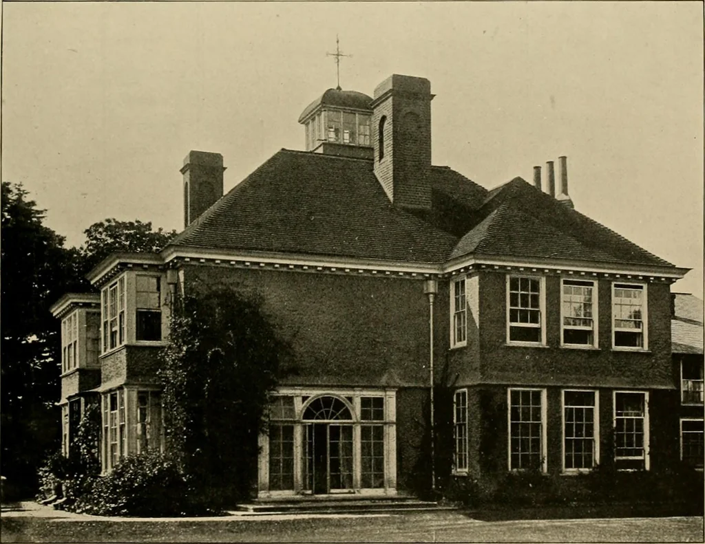 An illustration from Country-cottages and week-end homes, 1912, leaf 220