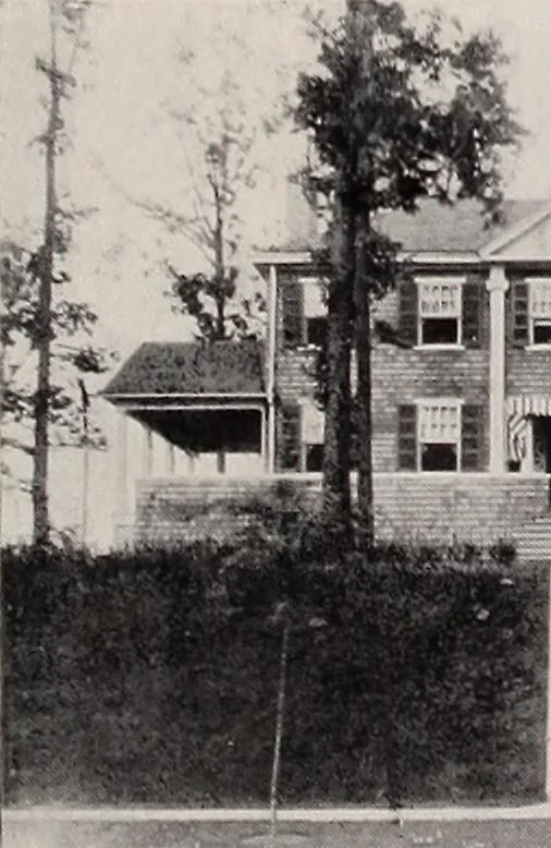 An illustration from Country homes and gardens of moderate cost;, 1907, leaf 102