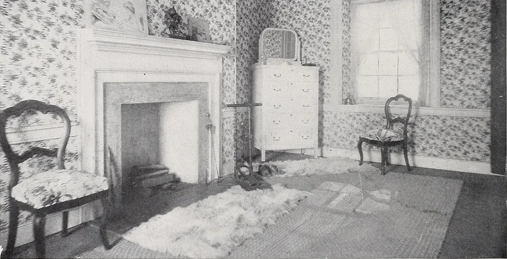 An illustration from Country homes and gardens of moderate cost;, 1907, leaf 25