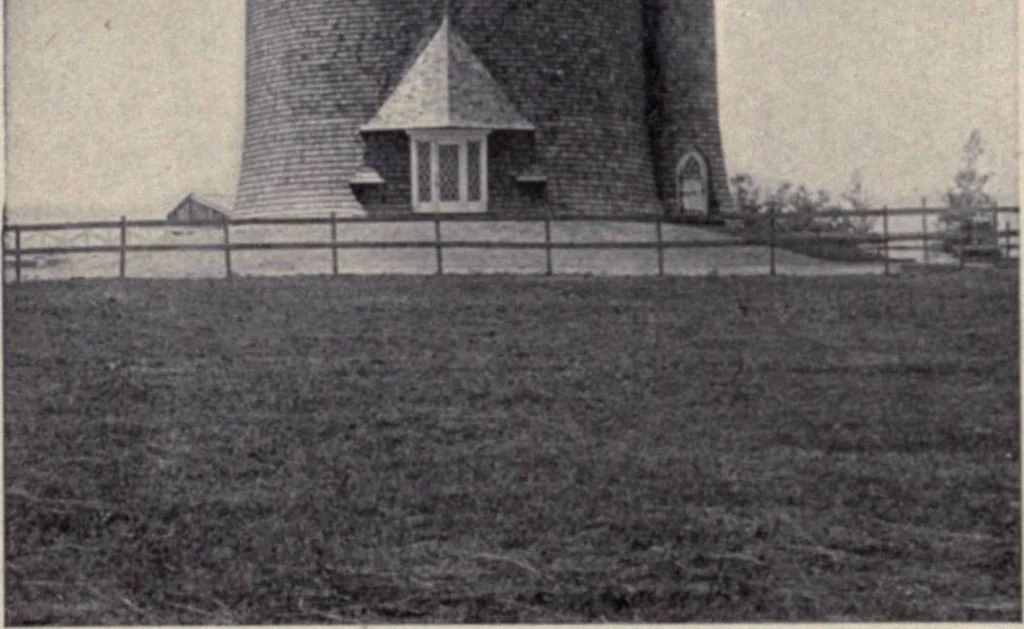 An illustration from The country house; a practical manual of the planning and construction of the American country home and its surroundings, 1905, leaf 271
