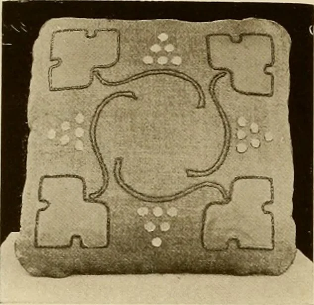 An illustration from Craftsman furnishings for the home made by Gustav Stickley, The Craftsman, Inc., Eastwood, N. Y., 1912, leaf 53