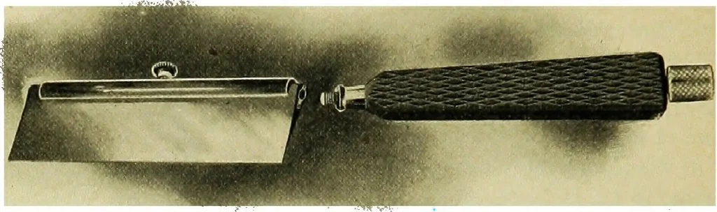 An illustration from The microscope; an introduction to the microscopic methods and to histology, 1911, leaf 307