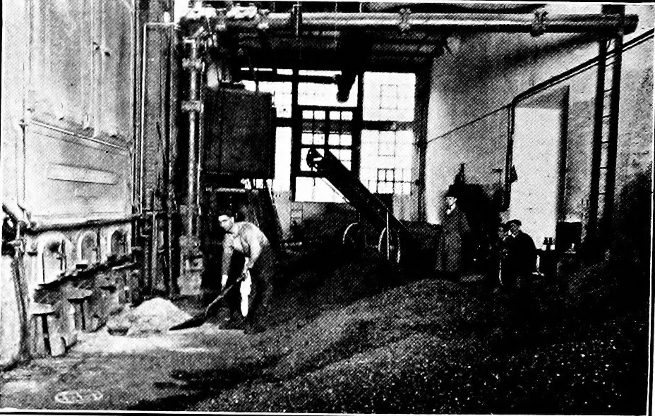 An illustration from Material handling cyclopedia; a reference book covering definitions, descriptions, illustrations and methods of use of material handling machines employed in industry, 1921, leaf 437
