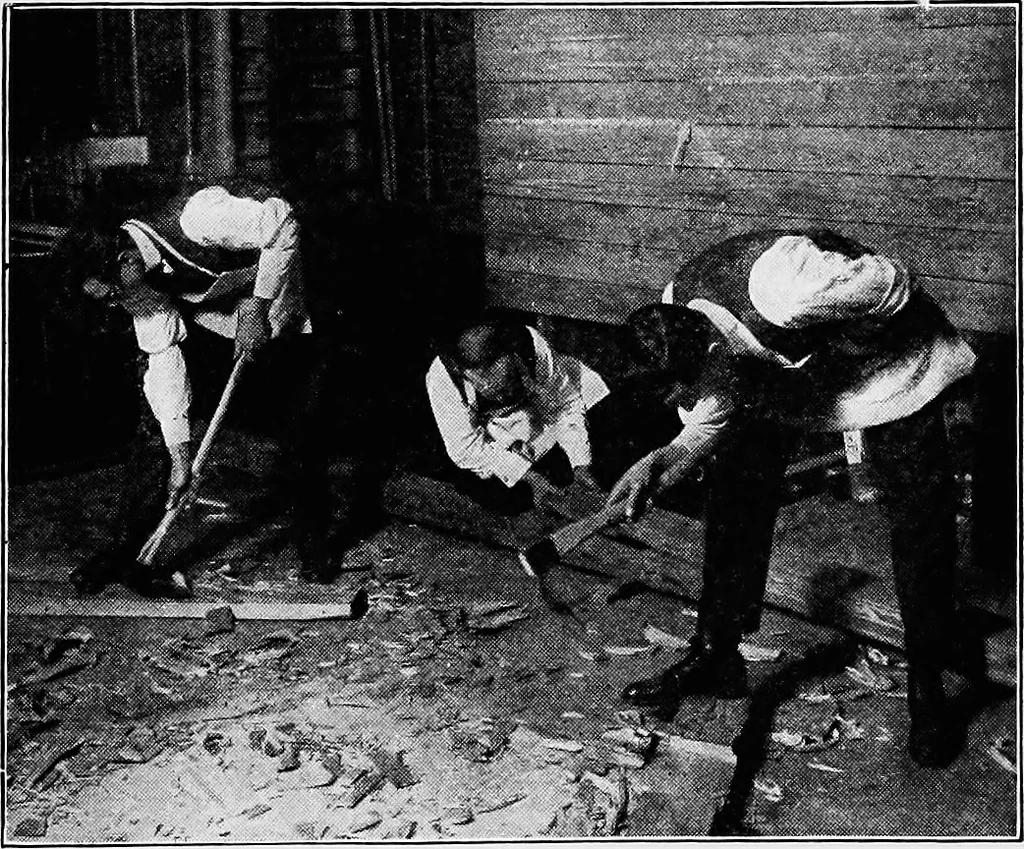 An illustration from A practical course in wooden boat and ship building, the fundamental principles and practical methods described in detail, especially written for carpenters and other woodworkers who desire to engage in boat or ship building, and as a textbook for schools, 1918, leaf 170