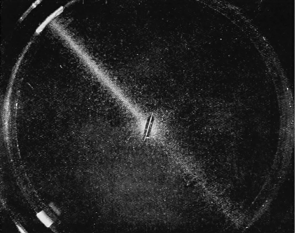 An illustration from X rays, 1918, leaf 9