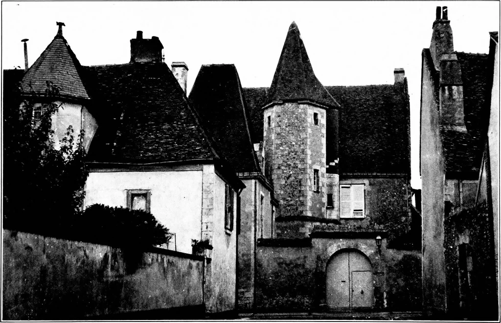 An illustration from Small French buildings; the architecture of town and country, comprising cottages, farmhouses, minor chateaux or manors with their farm groups, small town dwellings, and a few churches, 1921, leaf 108
