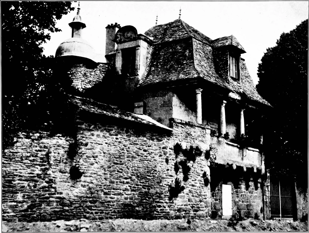 An illustration from Small French buildings; the architecture of town and country, comprising cottages, farmhouses, minor chateaux or manors with their farm groups, small town dwellings, and a few churches, 1921, leaf 144