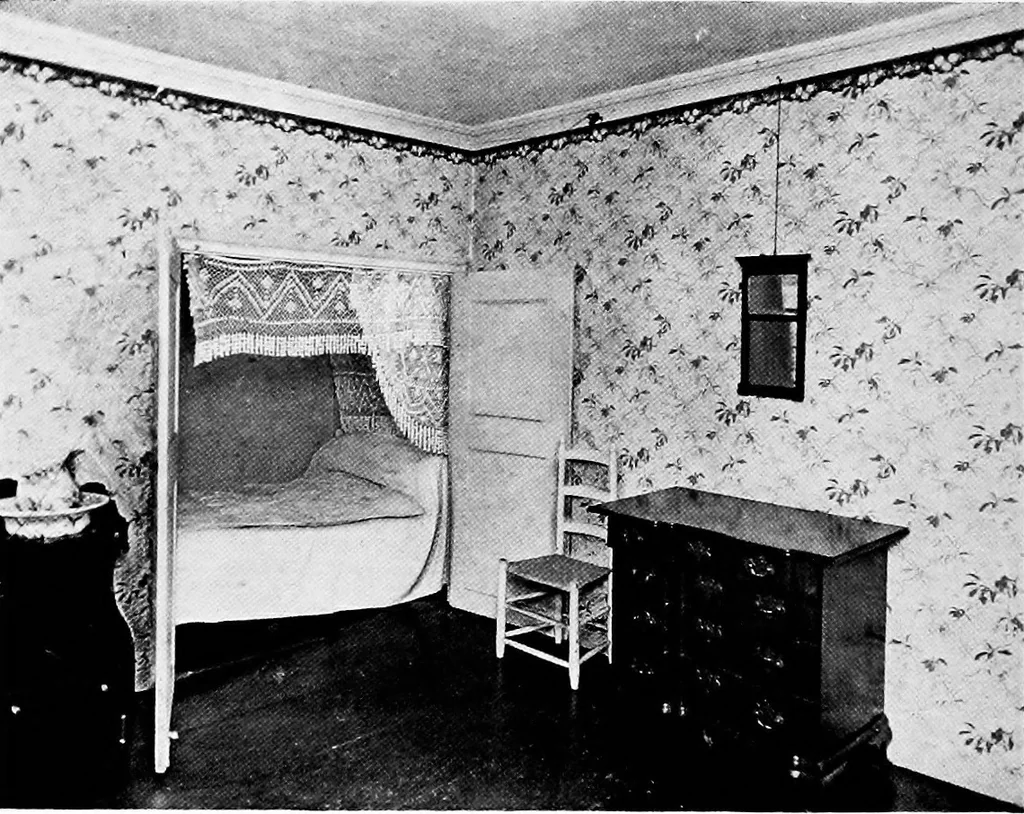 An illustration from Historic homes of New England, 1914, leaf 363