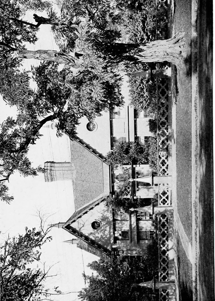 An illustration from Historic homes of New England, 1914, leaf 53