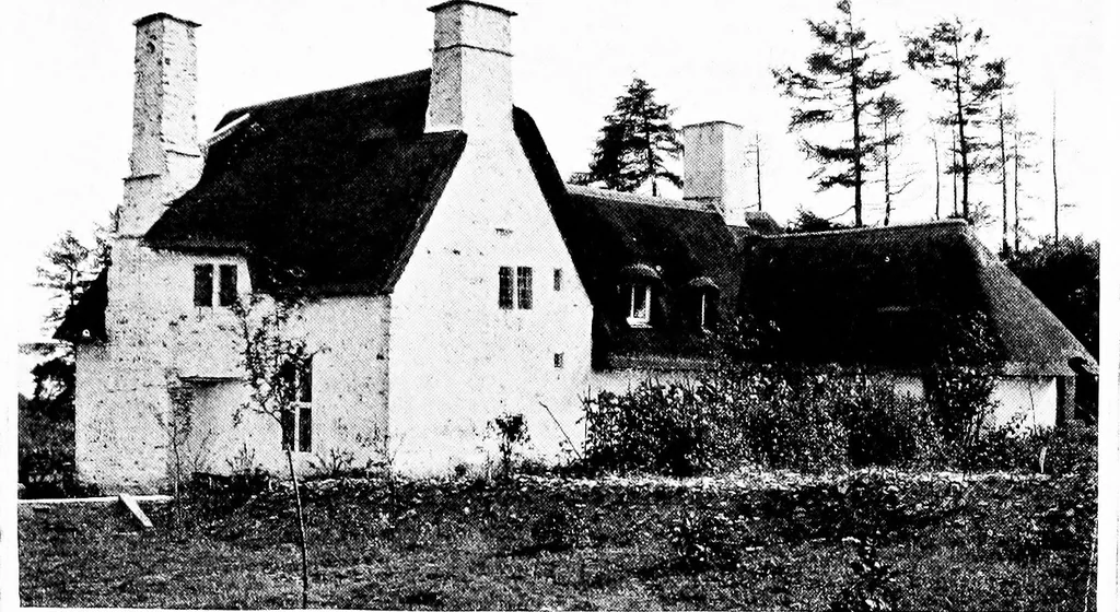 An illustration from Country cottages and week-end homes, by J. H. Elder-Duncan ... with numerous illustrations and plans of cottages by well-known architects, 1912, leaf 124