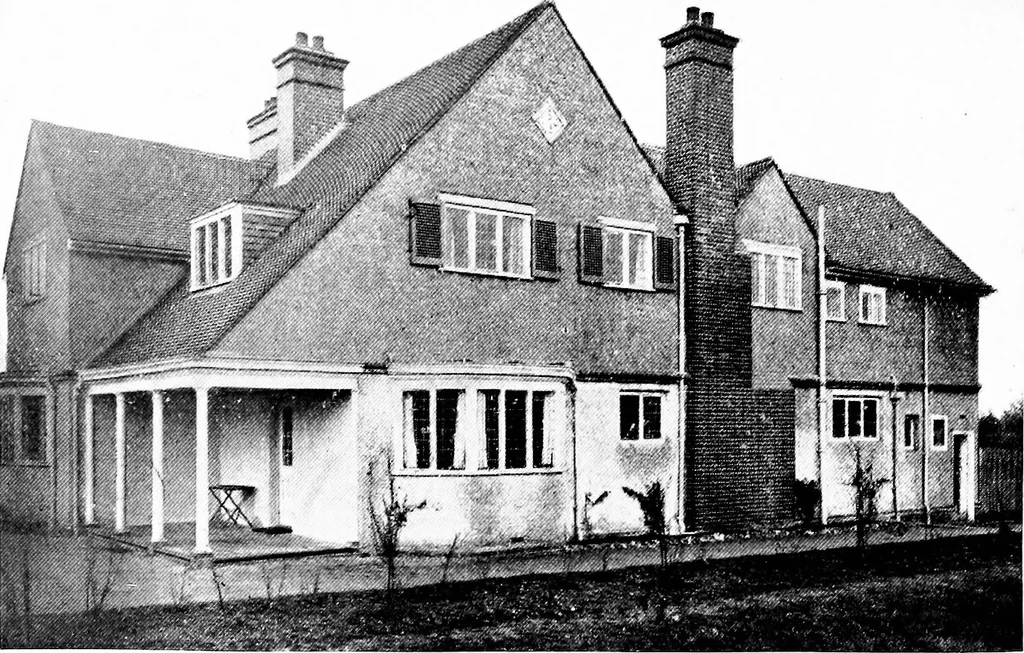 An illustration from Country cottages and week-end homes, by J. H. Elder-Duncan ... with numerous illustrations and plans of cottages by well-known architects, 1912, leaf 125