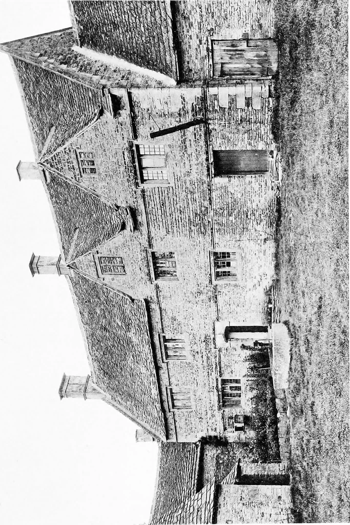 An illustration from Old cottages, farm-houses, and other stone buildings in the Cotswold district; examples of minor domestic architecture in Gloucestershire, Oxfordshire, Northants, Worcestershire, &c., 1905, leaf 118