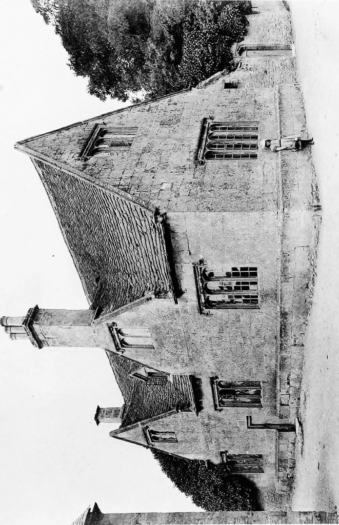 An illustration from Old cottages, farm-houses, and other stone buildings in the Cotswold district; examples of minor domestic architecture in Gloucestershire, Oxfordshire, Northants, Worcestershire, &c., 1905, leaf 202