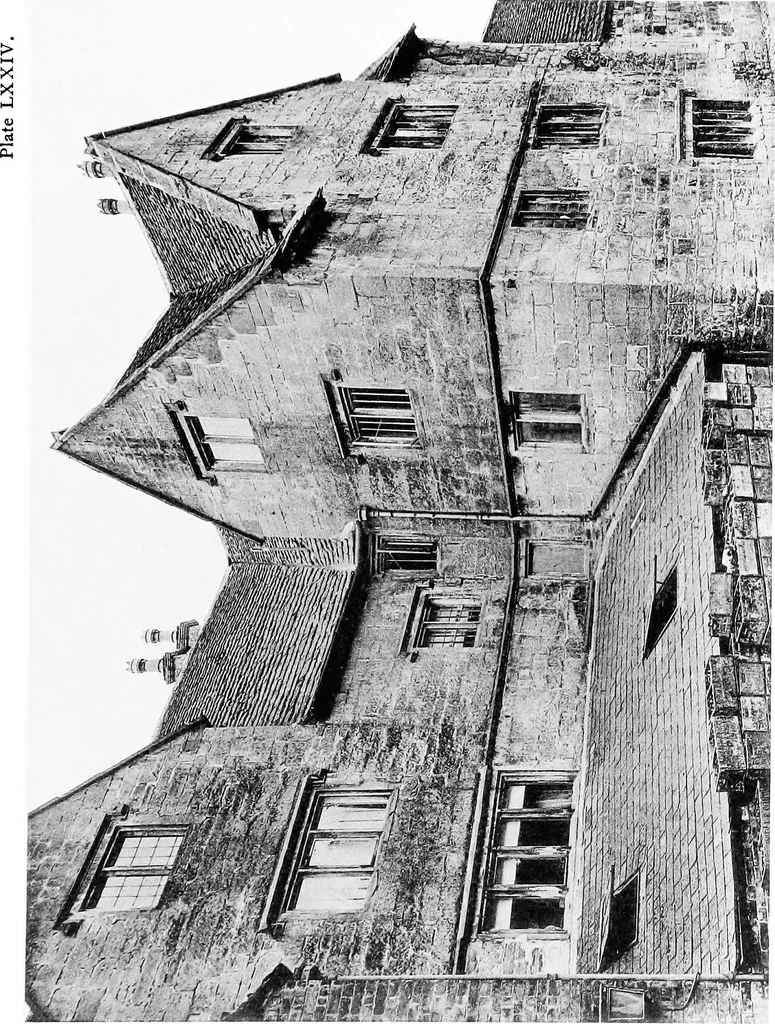 An illustration from Old cottages, farm-houses, and other stone buildings in the Cotswold district; examples of minor domestic architecture in Gloucestershire, Oxfordshire, Northants, Worcestershire, &c., 1905, leaf 236