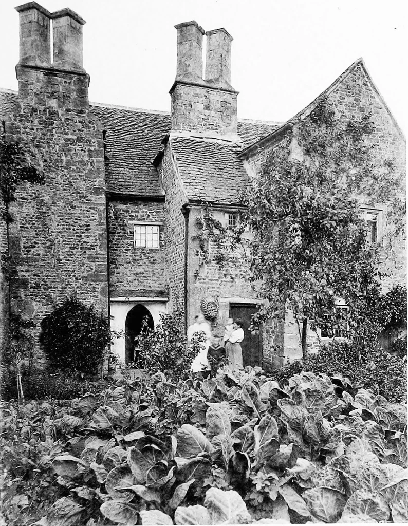 An illustration from Old cottages, farm-houses, and other stone buildings in the Cotswold district; examples of minor domestic architecture in Gloucestershire, Oxfordshire, Northants, Worcestershire, &c., 1905, leaf 258