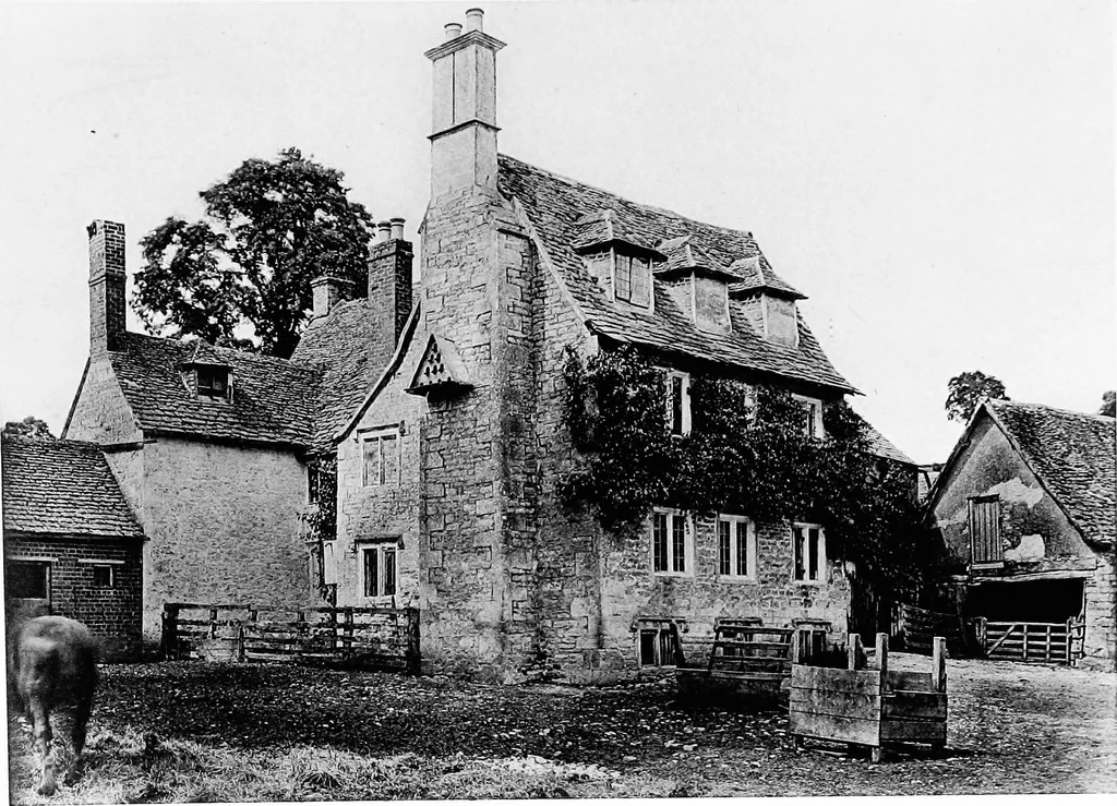 An illustration from Old cottages, farm-houses, and other stone buildings in the Cotswold district; examples of minor domestic architecture in Gloucestershire, Oxfordshire, Northants, Worcestershire, &c., 1905, leaf 260