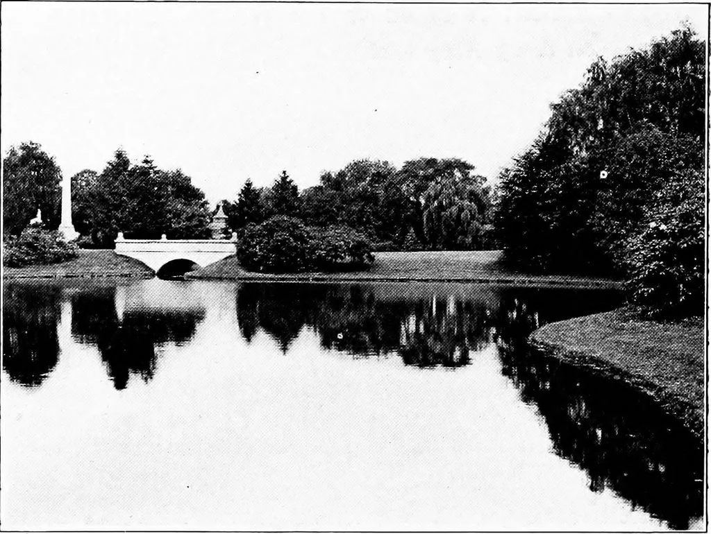 An illustration from Third report of the Commission on Beautifying the City of Norfolk, Virginia : July 1913-July 1915, 1915, leaf 9