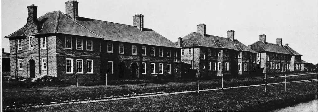 An illustration from The housing problem in war and peace, 1918, leaf 70