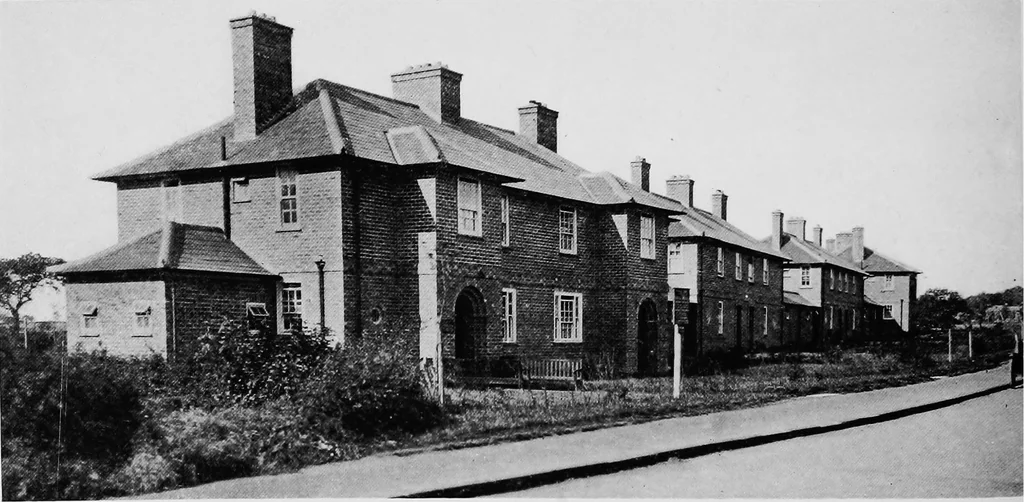 An illustration from The housing problem in war and peace, 1918, leaf 71
