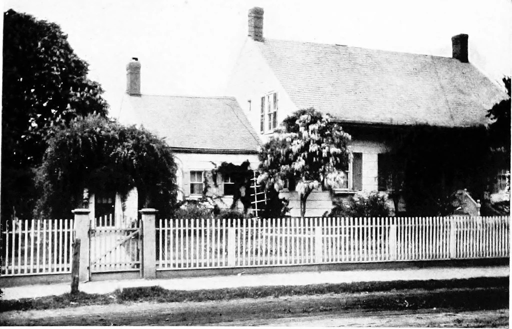 An illustration from The Dutch colonial house; its origin, design, modern plan and construction;, 1913, leaf 28