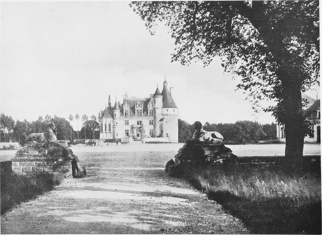 An illustration from The châteaux of Touraine, 1906, leaf 369