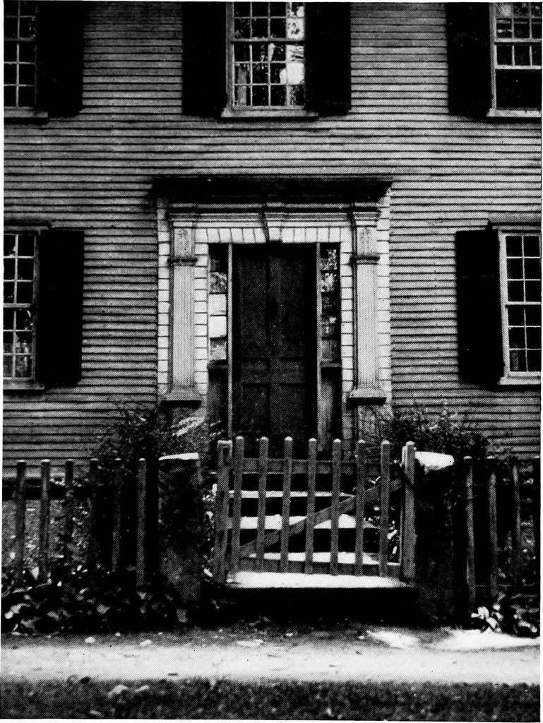 An illustration from Old New England doorways, 1919, leaf 114