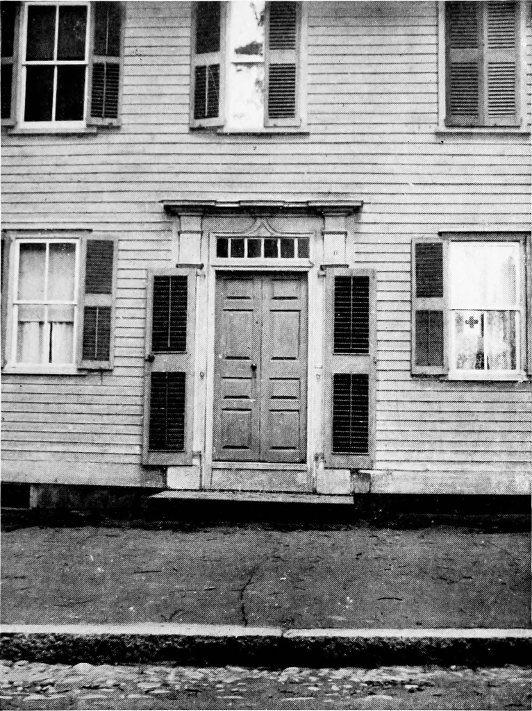 An illustration from Old New England doorways, 1919, leaf 154