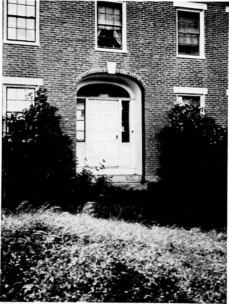 An illustration from Old New England doorways, 1919, leaf 38