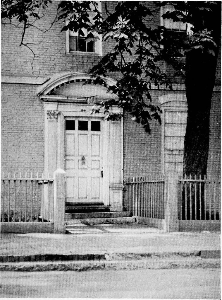 An illustration from Old New England doorways, 1919, leaf 40