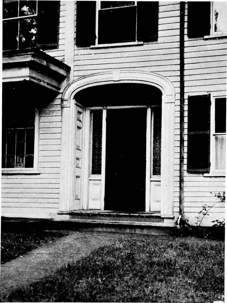 An illustration from Old New England doorways, 1919, leaf 52
