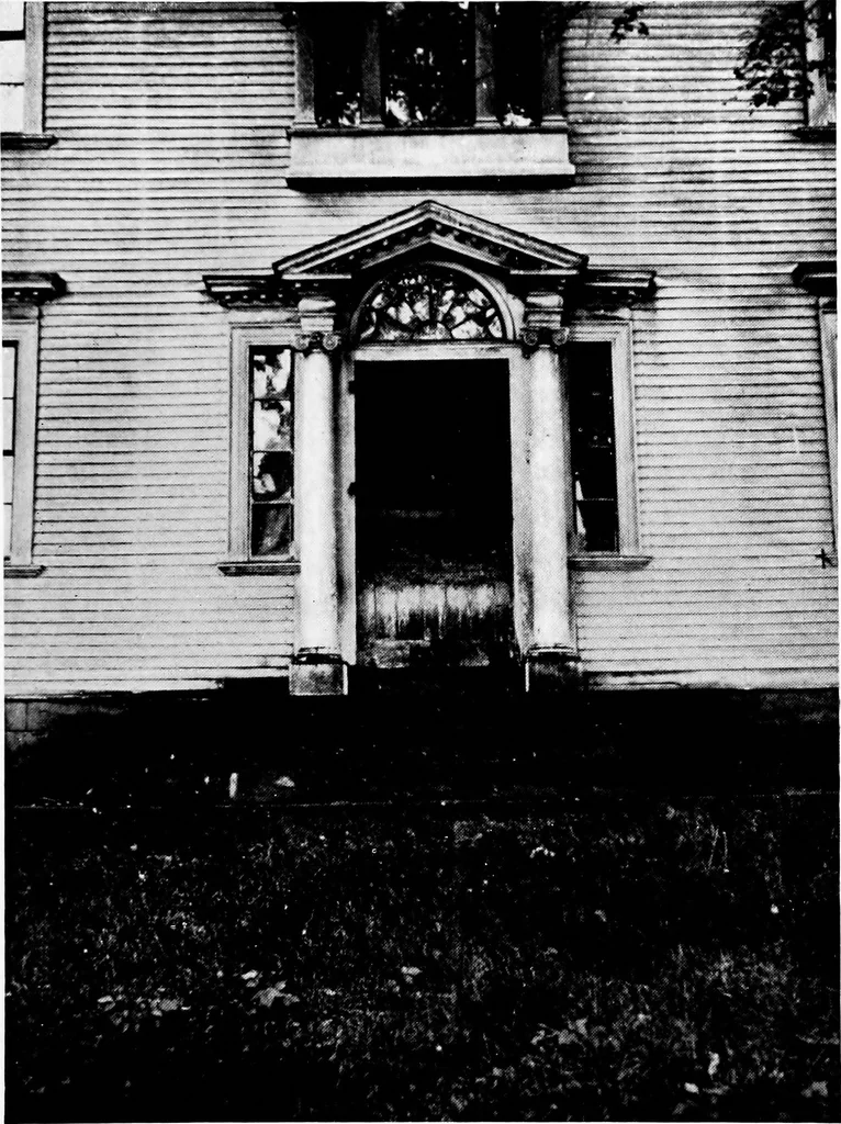 An illustration from Old New England doorways, 1919, leaf 68