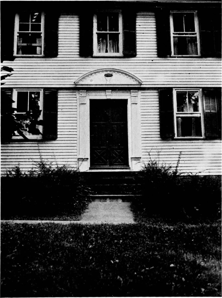 An illustration from Old New England doorways, 1919, leaf 78