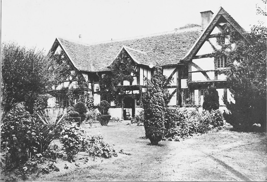 An illustration from Picturesque English cottages and their doorway gardens, 1905, leaf 28