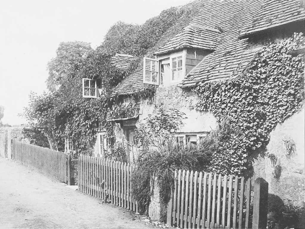 An illustration from Picturesque English cottages and their doorway gardens, 1905, leaf 55