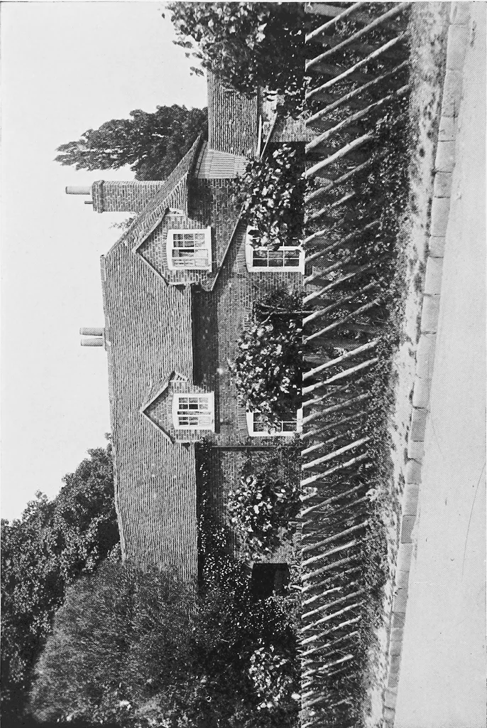 An illustration from Picturesque English cottages and their doorway gardens, 1905, leaf 85
