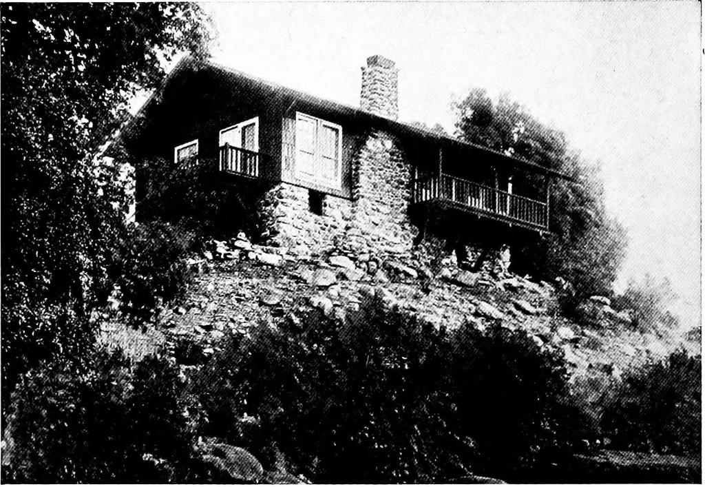 An illustration from Inexpensive homes of individuality; being a collection of photographs and floor plans illustrating certain of America's best country and suburban homes of moderate size, 1915, leaf 33
