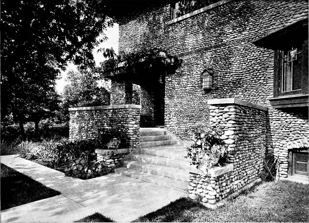 An illustration from Inexpensive homes of individuality; being a collection of photographs and floor plans illustrating certain of America's best country and suburban homes of moderate size, 1915, leaf 59