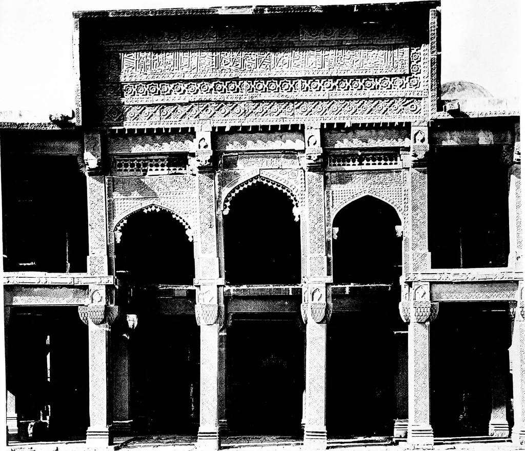 An illustration from Indian domestic architecture, 1885, leaf 24