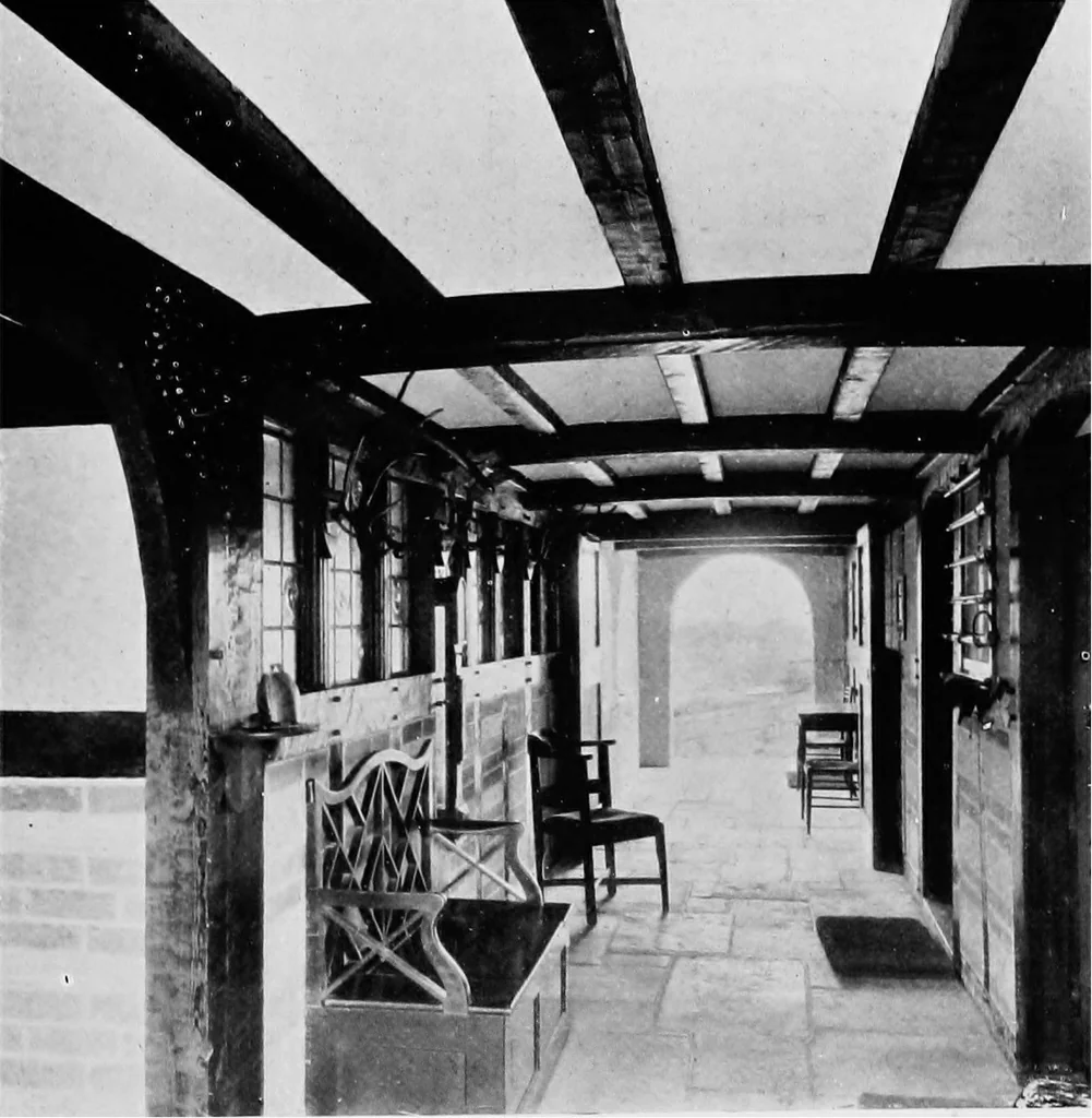 An illustration from Houses and gardens, 1906, leaf 320