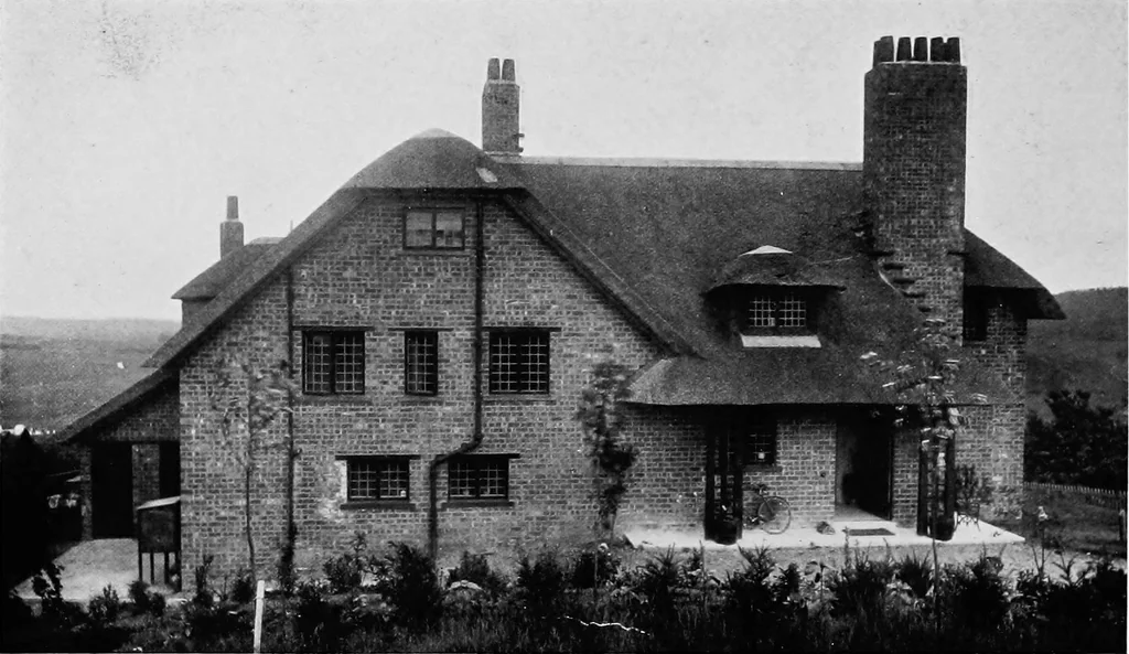 An illustration from Houses and gardens, 1906, leaf 325
