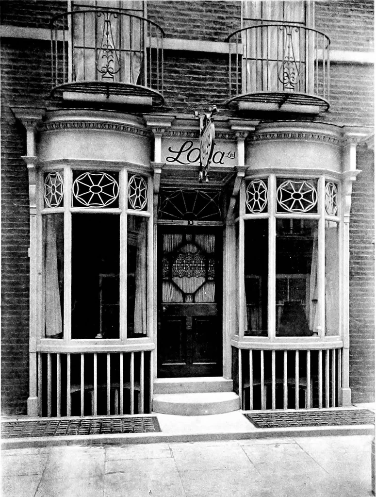 An illustration from English shop-fronts, old and new : a series of examples by leading architects, selected and specially photographed : together with descriptive notes and illustrations, 1907, leaf 110