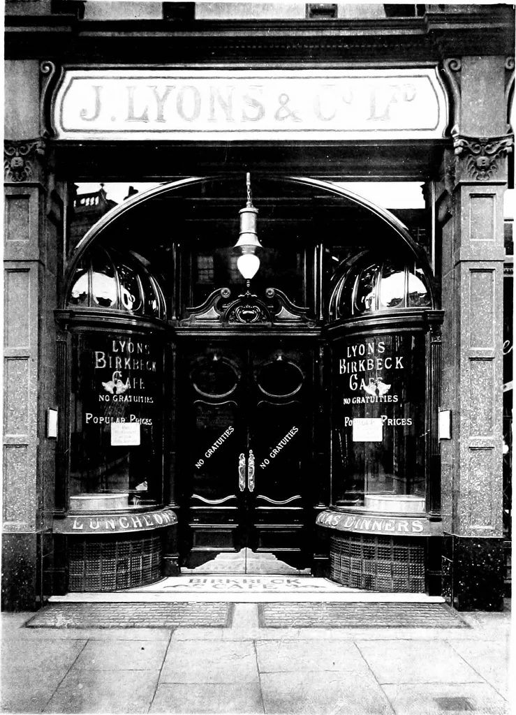 An illustration from English shop-fronts, old and new : a series of examples by leading architects, selected and specially photographed : together with descriptive notes and illustrations, 1907, leaf 164