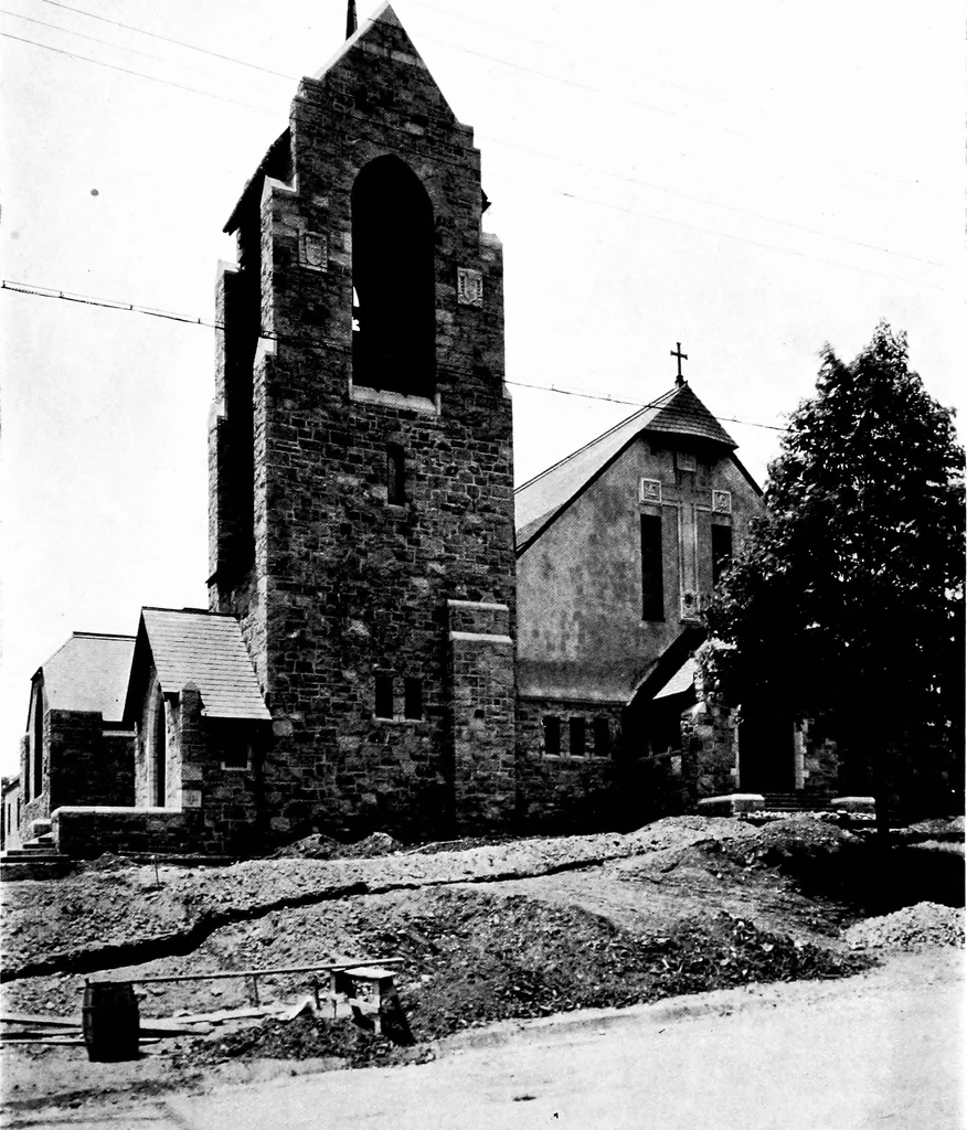 An illustration from American churches ... A series of authoritative articles on designing, planning, heating, ventilating, lighting and general equipment of churches as demonstrated by the best practice in the United States, 1915, leaf 148