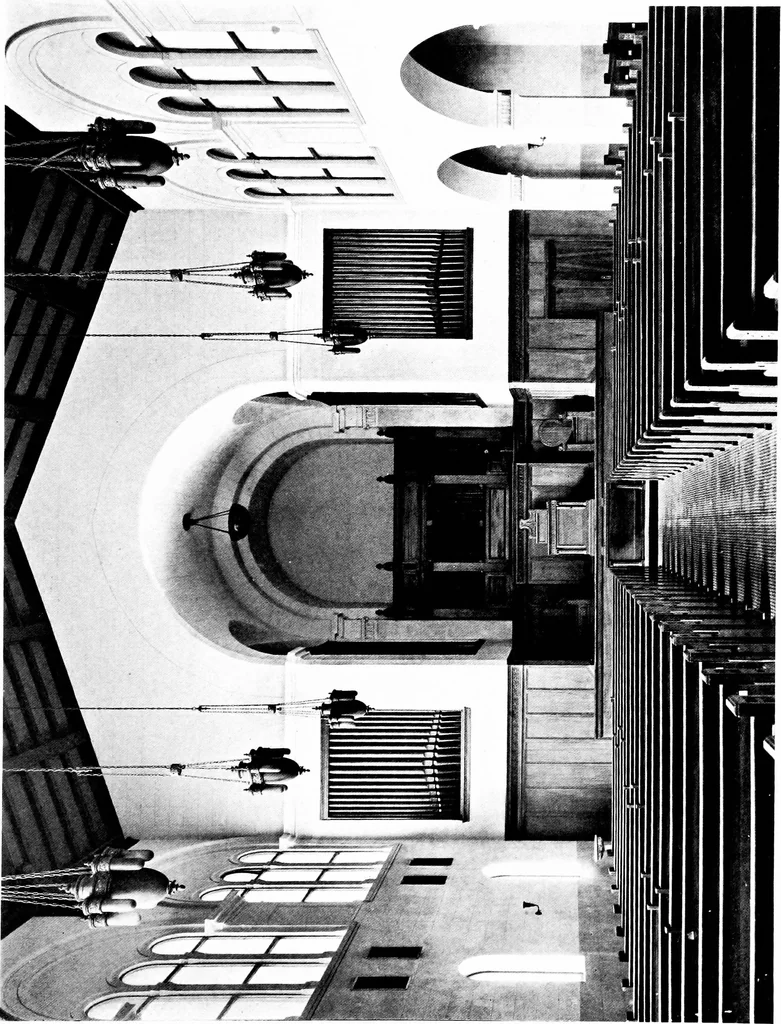 An illustration from American churches ... A series of authoritative articles on designing, planning, heating, ventilating, lighting and general equipment of churches as demonstrated by the best practice in the United States, 1915, leaf 186