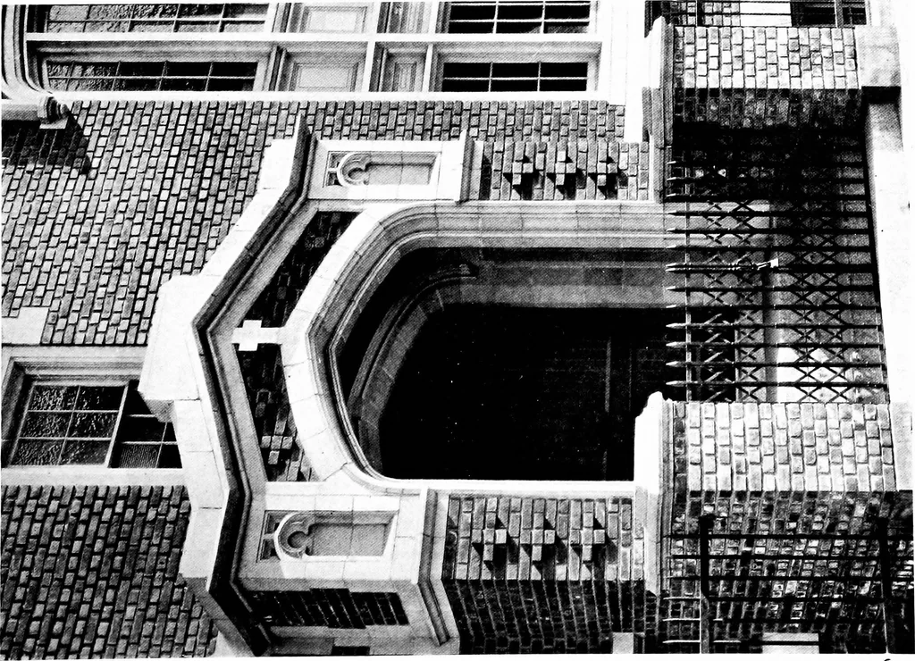 An illustration from American churches ... A series of authoritative articles on designing, planning, heating, ventilating, lighting and general equipment of churches as demonstrated by the best practice in the United States, 1915, leaf 222