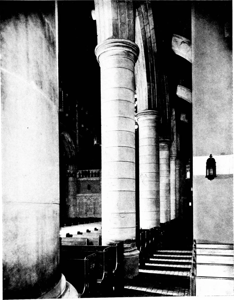 An illustration from American churches ... A series of authoritative articles on designing, planning, heating, ventilating, lighting and general equipment of churches as demonstrated by the best practice in the United States, 1915, leaf 248