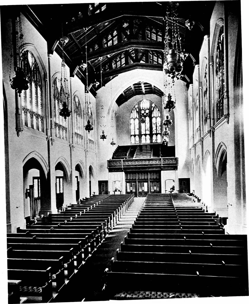 An illustration from American churches ... A series of authoritative articles on designing, planning, heating, ventilating, lighting and general equipment of churches as demonstrated by the best practice in the United States, 1915, leaf 330