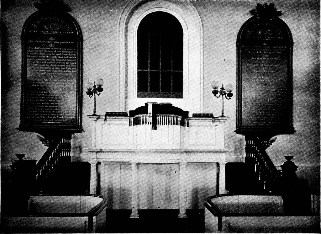 An illustration from American churches ... A series of authoritative articles on designing, planning, heating, ventilating, lighting and general equipment of churches as demonstrated by the best practice in the United States, 1915, leaf 34